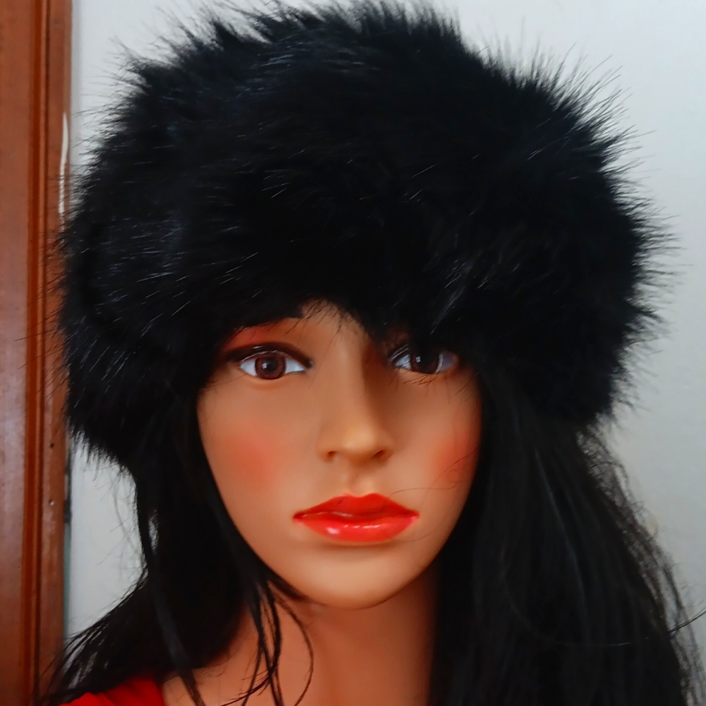 Elegant RUSSIAN Black Faux Fur Hat